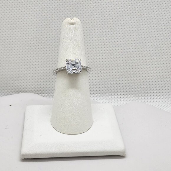 Brand New Sterling Silver 925 Square Gemstone CZ Ring - Picture 1 of 5